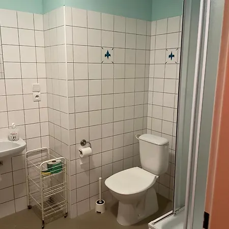 Kdyz Nevite Kam, Prijedte K Nam D'artagnan Kořenov